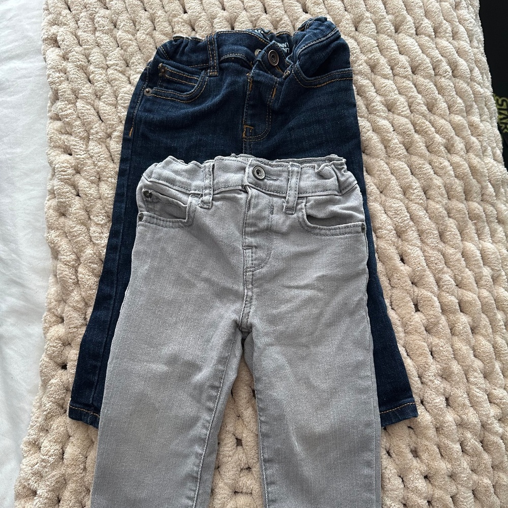 Children's Place Jeans Size 12-18 Months (1 pair gray & 1 pair blue)  Adjustable